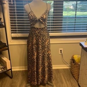 VICI • Real Taste Printed Cutout MIDI Dress